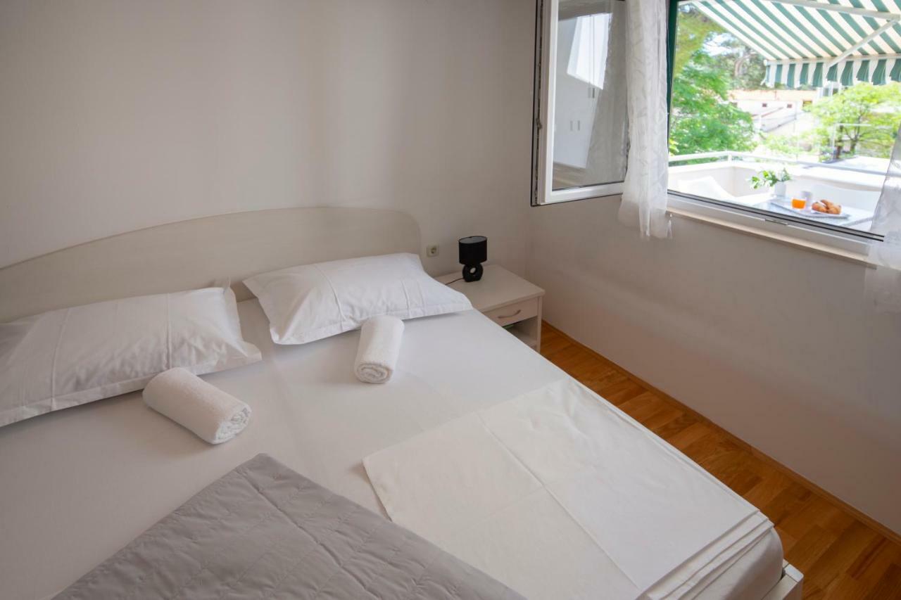 Apartman Pjero 3+2 Makarska Dış mekan fotoğraf